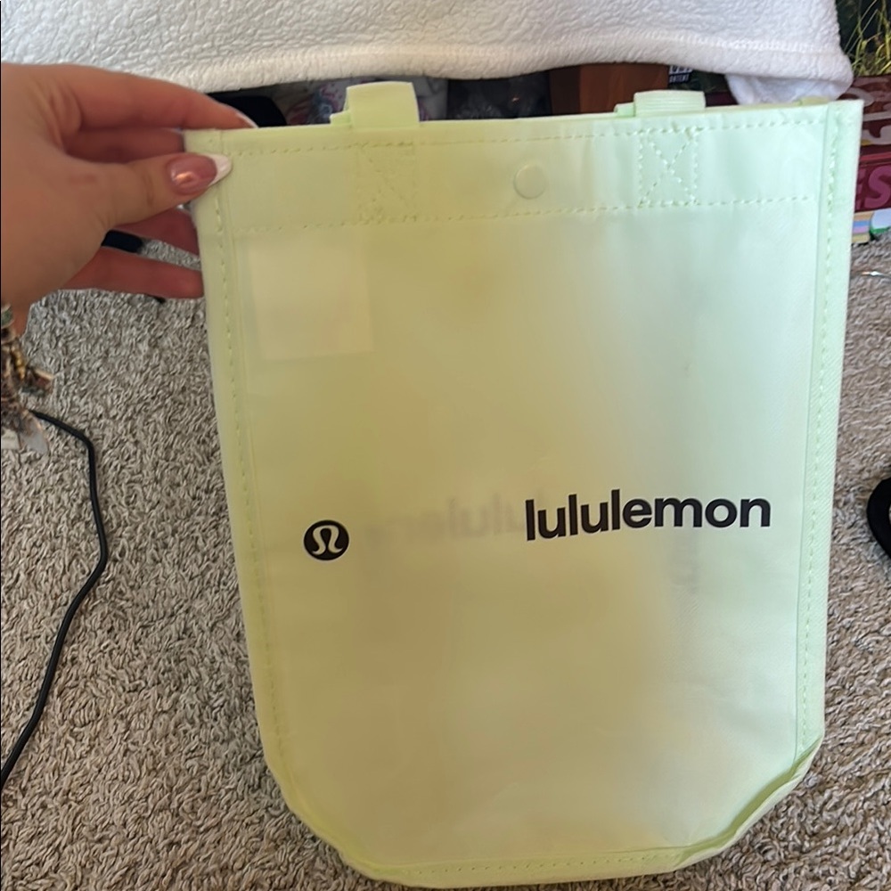 Lululemon Mini Bag in Light Green